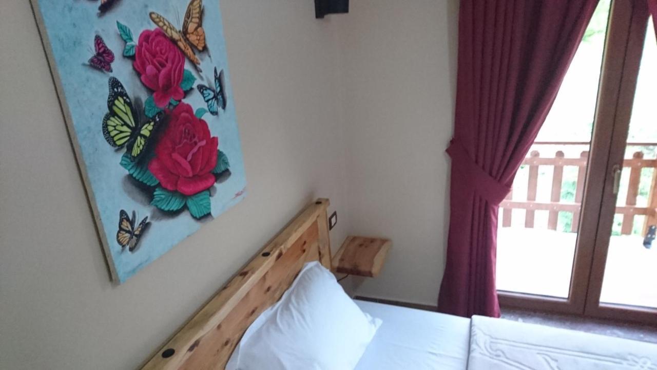 Bujtina Shkodrani Bed & Breakfast Voskopoje Bagian luar foto
